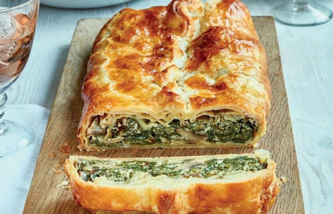 Spanac și ciuperci în crustă