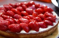 Tort cu mascarpone si căpșuni