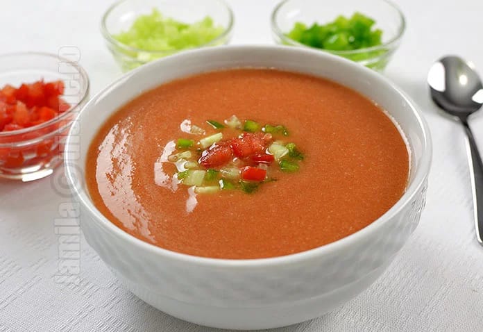 Rețete sănătoase de vară. Supă rece Gazpacho de legume