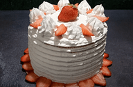 tort cu mascarpone și capsuni