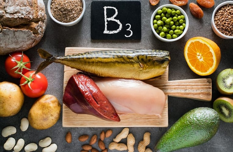Niacina sau vitamina B3 (acid nicotinic) ajută la menținerea unui nivel bun al colesterolului