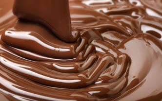 Ciocolata „electrică” – desertul gustos și sănătos al viitorului