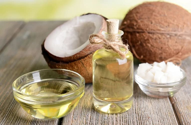 Ulei de cocos, beneficiile și utilizările sale în bucătărie
